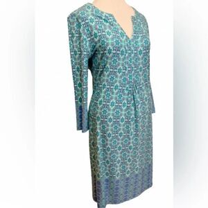 ESQUALO Luxury Brand Floral knee length V neck Dress w/ 3/4 sleeves NWOT